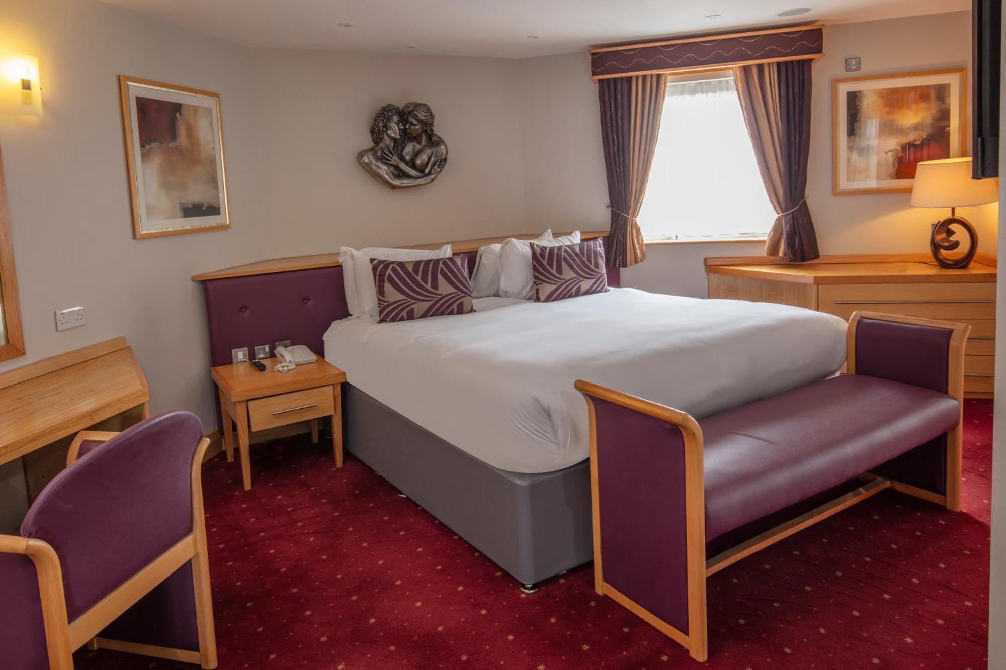 Best Western Premier Knowsley Suites Hotel & Spa Exterior photo
