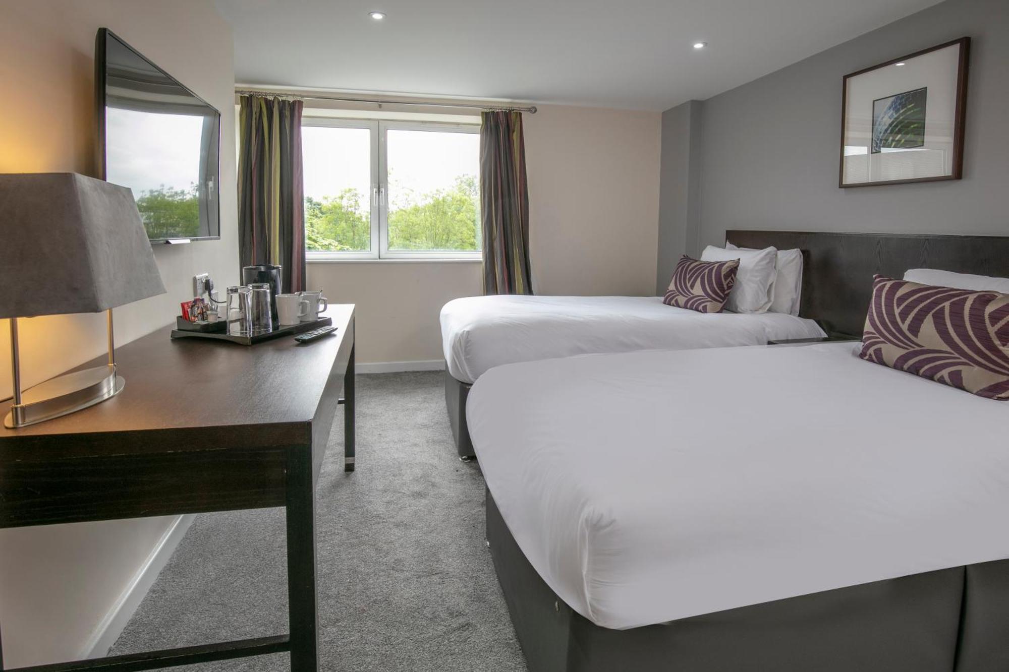 Best Western Premier Knowsley Suites Hotel & Spa Exterior photo