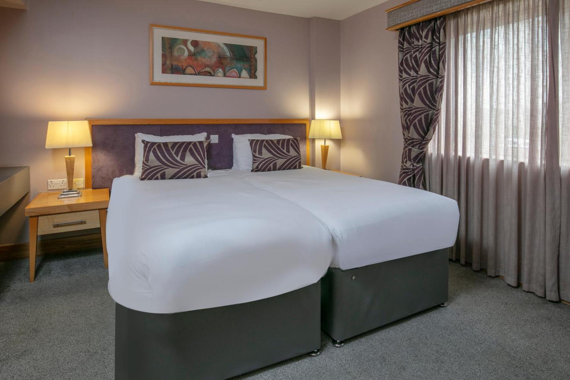 Best Western Premier Knowsley Suites Hotel & Spa Exterior photo