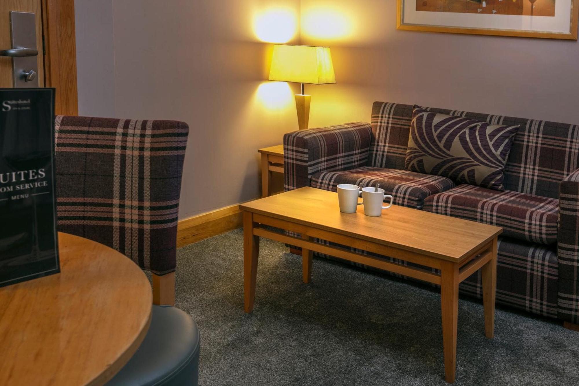 Best Western Premier Knowsley Suites Hotel & Spa Exterior photo